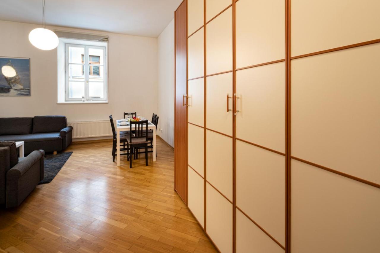 Old Riga Two Floor Palasta Loft Apartment With River View Zewnętrze zdjęcie