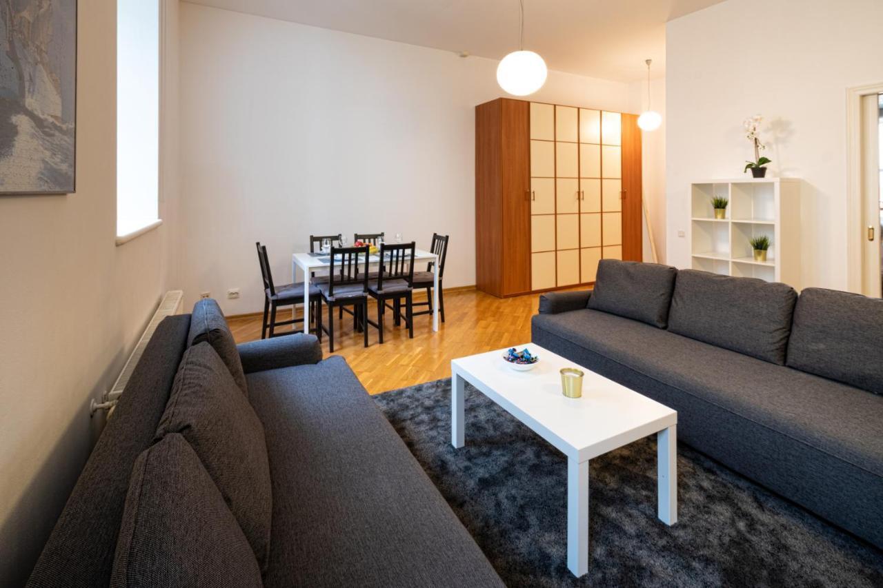 Old Riga Two Floor Palasta Loft Apartment With River View Zewnętrze zdjęcie