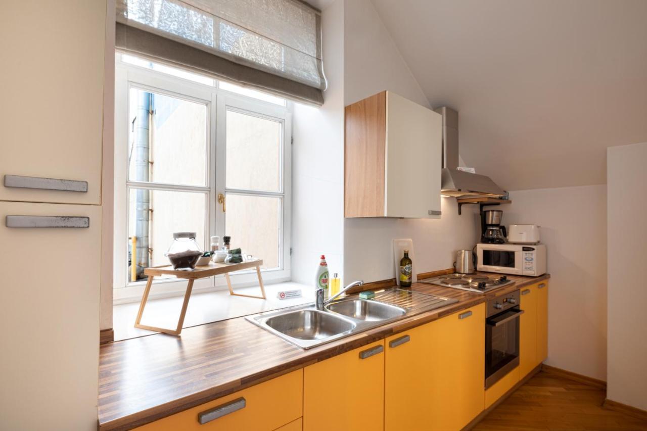 Old Riga Two Floor Palasta Loft Apartment With River View Zewnętrze zdjęcie